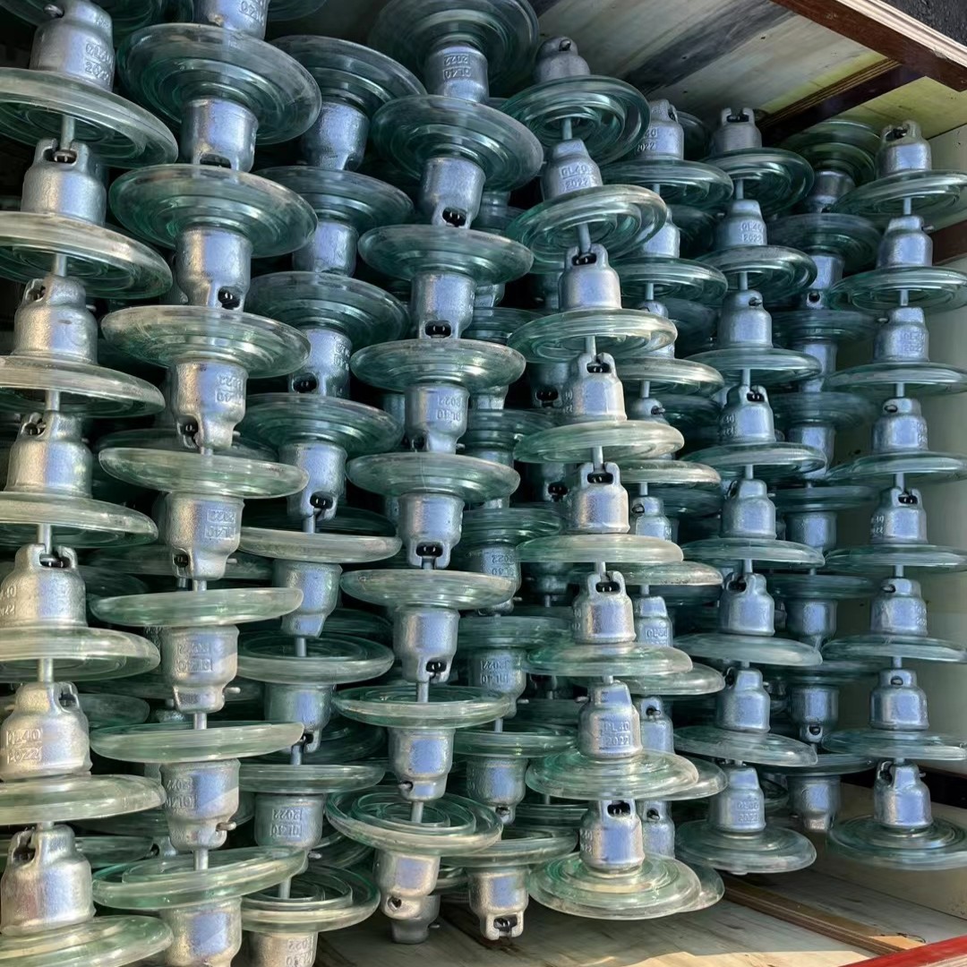 Let me talk about the common faults of insulators